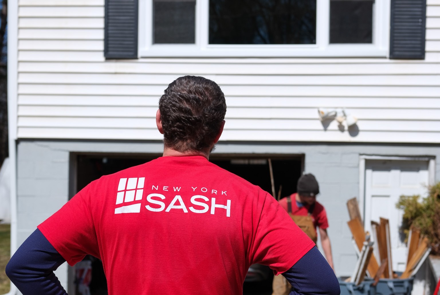 Spring Checklist: Clean Your Windows
(Here’s How the Pros Do It)