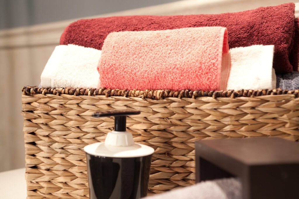 Colorful-towels-in-basket